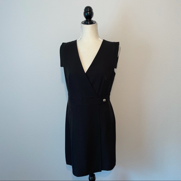 TOMMY HILFIGER
ESSENTIAL SLEEVELESS DRESS - Picture 4 of 8